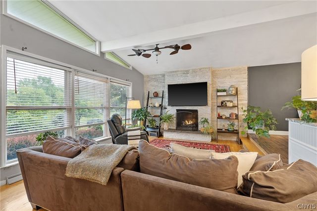 246 Waldorf Parkway, Dewitt, NY 13224