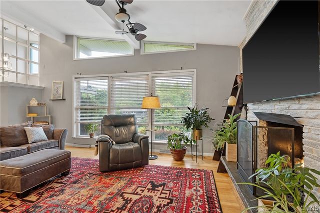 246 Waldorf Parkway, Dewitt, NY 13224