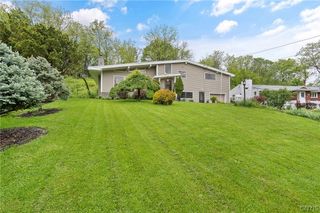 246 Waldorf Parkway, Dewitt, NY 13224