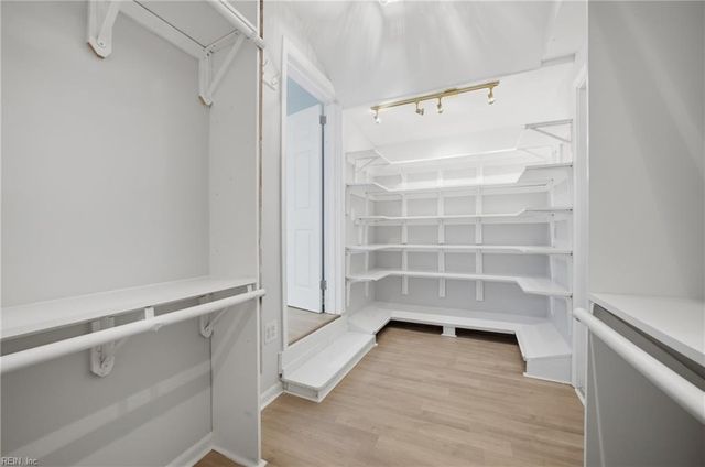 1129 Little Bay AVE, Norfolk, VA 23503