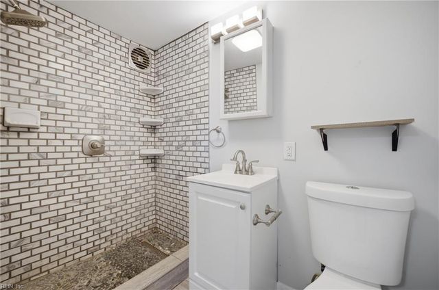 1129 Little Bay AVE, Norfolk, VA 23503