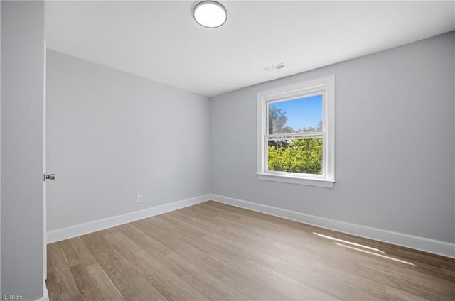 1129 Little Bay AVE, Norfolk, VA 23503