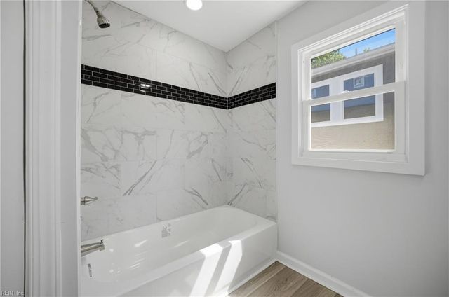 1129 Little Bay AVE, Norfolk, VA 23503