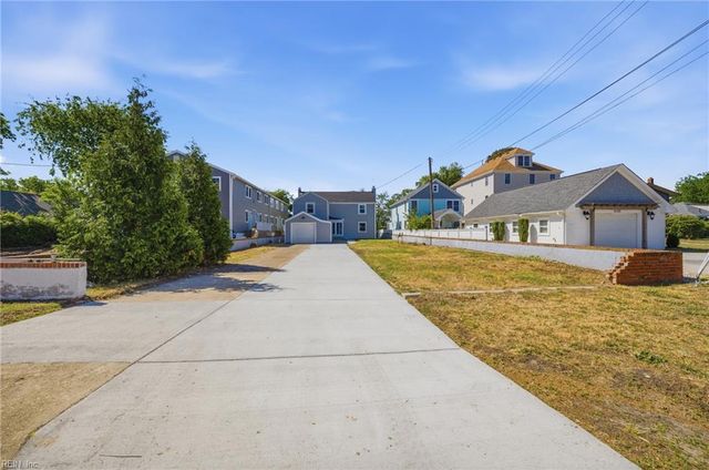 1129 Little Bay AVE, Norfolk, VA 23503