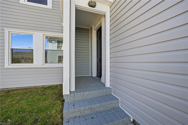 1129 Little Bay AVE, Norfolk, VA 23503