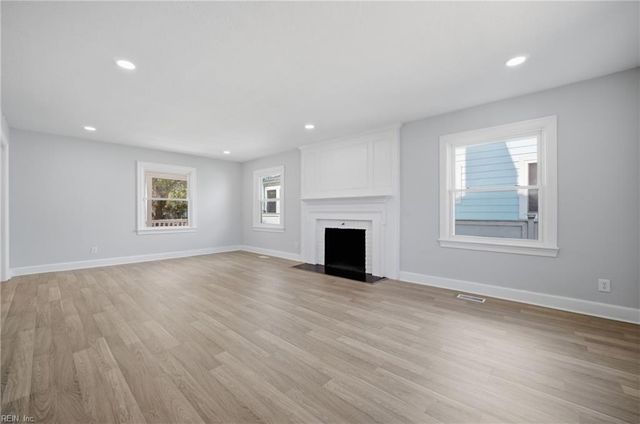 1129 Little Bay AVE, Norfolk, VA 23503