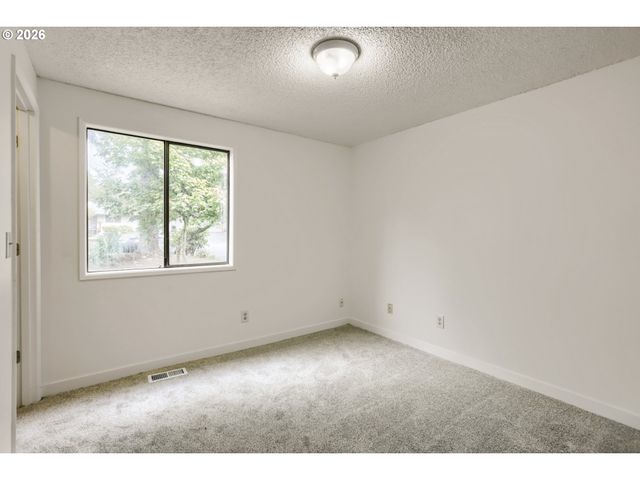 14853 Nw HUNTERS Dr, Beaverton, OR 97006