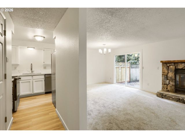 14853 Nw HUNTERS Dr, Beaverton, OR 97006