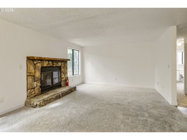 14853 Nw HUNTERS Dr, Beaverton, OR 97006