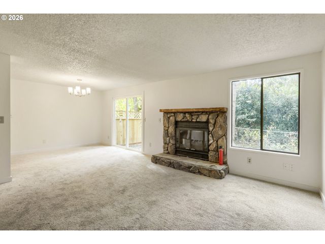 14853 Nw HUNTERS Dr, Beaverton, OR 97006
