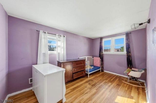 94 E 28th St, Bayonne City, NJ 07002