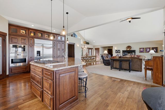 6105 S Harvest Ln, Greenacres, WA 99016