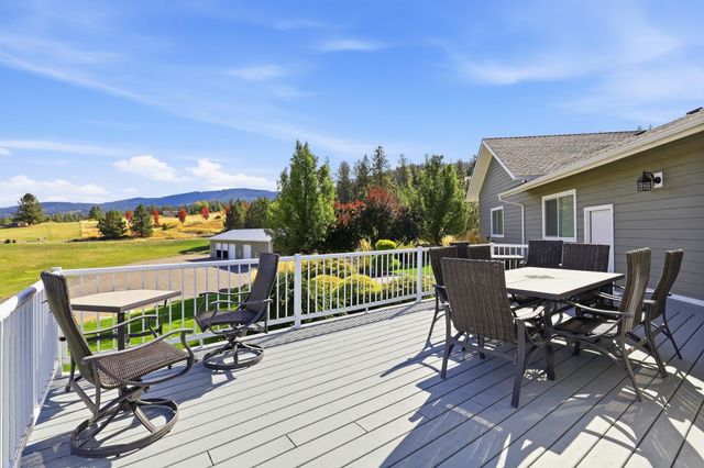 6105 S Harvest Ln, Greenacres, WA 99016