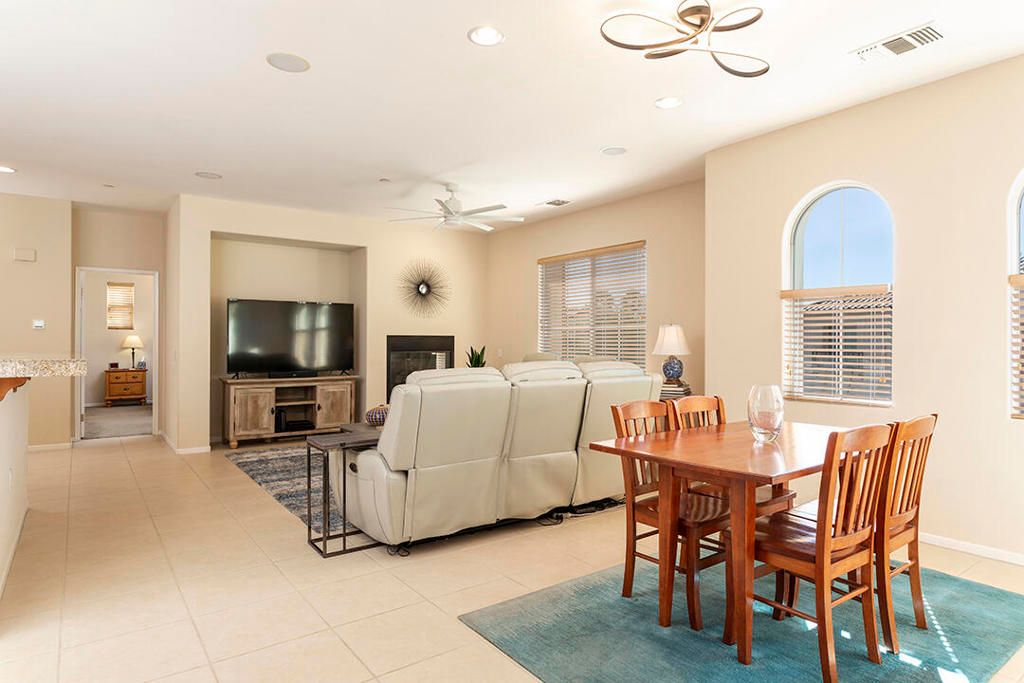 Image 16 of property listing at 1370 Yermo Drive S, Palm Springs, CA 92262