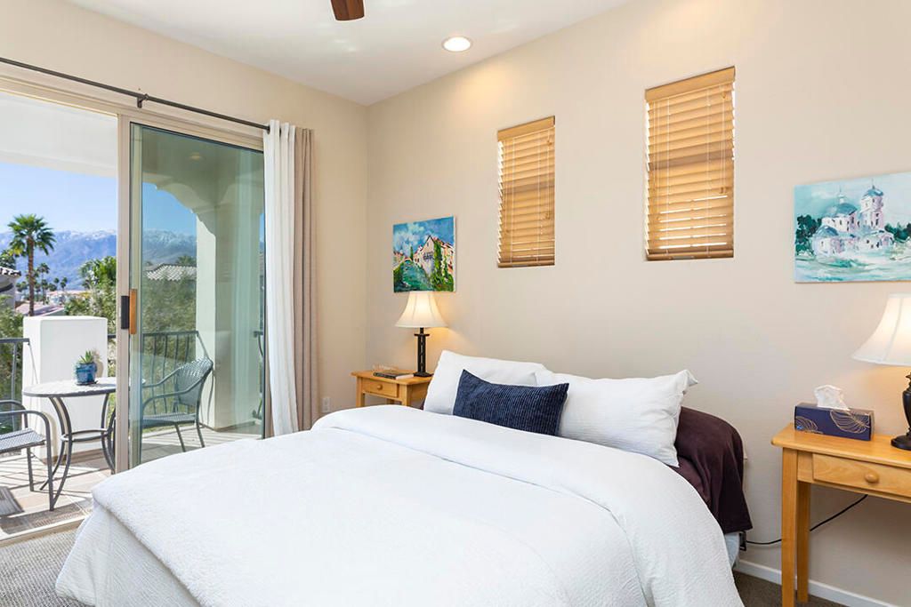 Image 24 of property listing at 1370 Yermo Drive S, Palm Springs, CA 92262