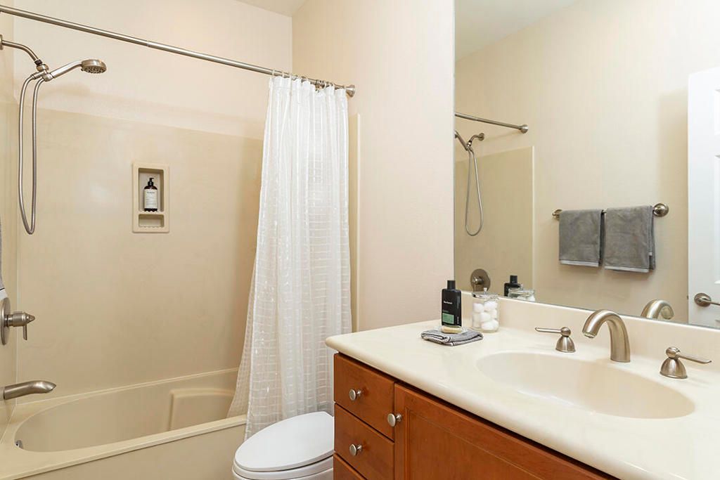 Image 28 of property listing at 1370 Yermo Drive S, Palm Springs, CA 92262