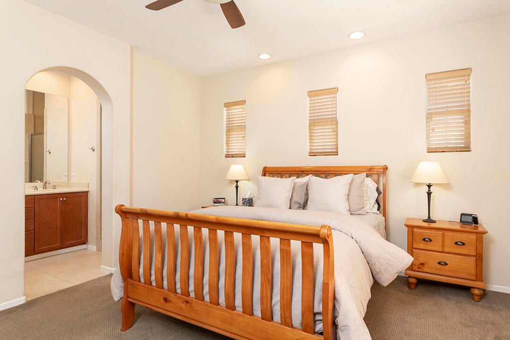 Image 32 of property listing at 1370 Yermo Drive S, Palm Springs, CA 92262