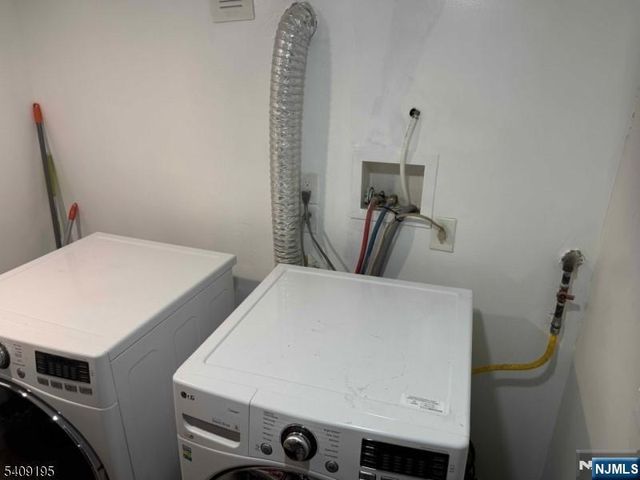 15 Harrison Place, Clifton, NJ 07011