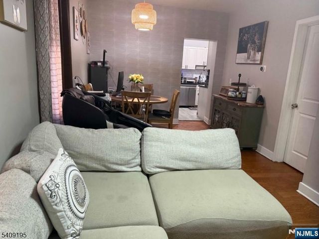 15 Harrison Place, Clifton, NJ 07011