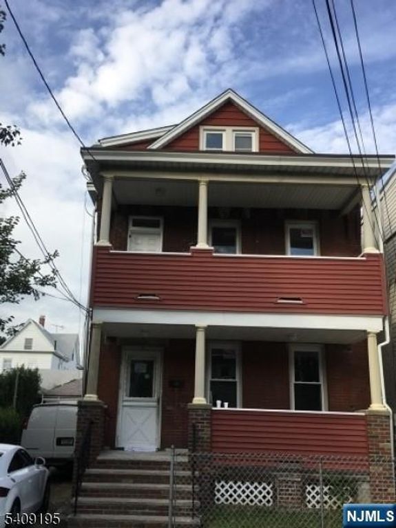 15 Harrison Place, Clifton, NJ 07011