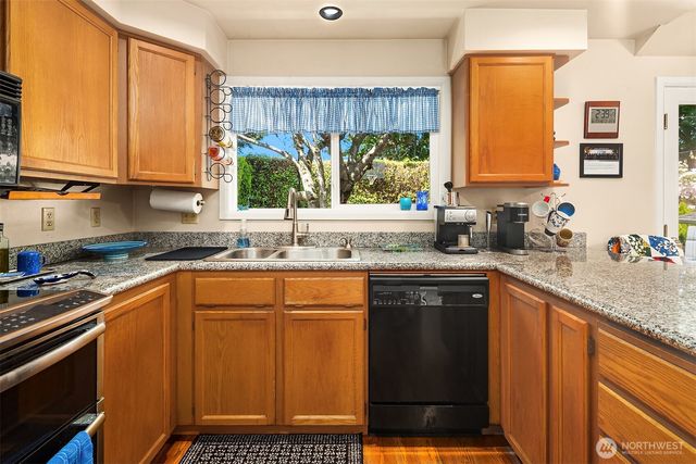 3121 206th Place SW, Lynnwood, WA 98036