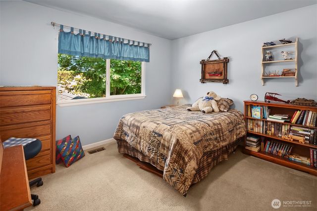 3121 206th Place SW, Lynnwood, WA 98036