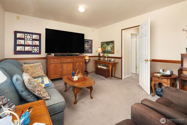 3121 206th Place SW, Lynnwood, WA 98036