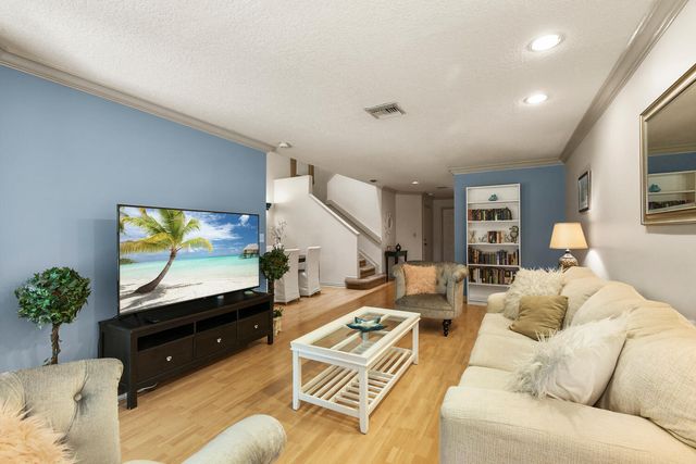 5266 Sapphire Valley, Boca Raton, FL 33486