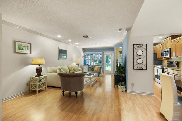 5266 Sapphire Valley, Boca Raton, FL 33486