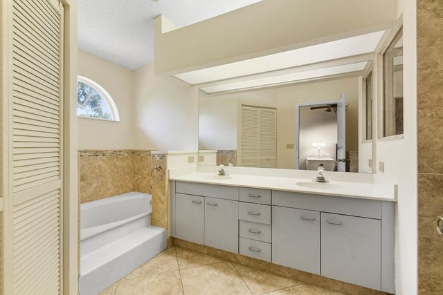5266 Sapphire Valley, Boca Raton, FL 33486