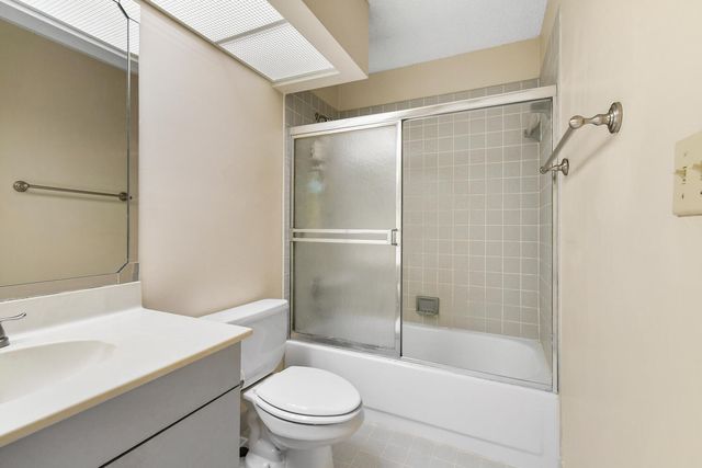5266 Sapphire Valley, Boca Raton, FL 33486