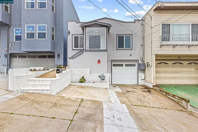 390 Guttenberg St, Daly City, CA 94014