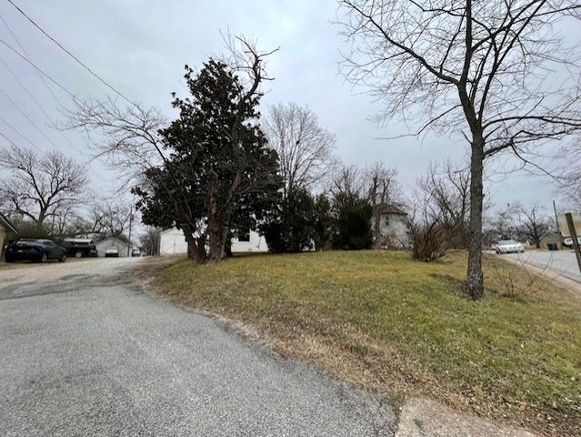 421 S Washington Street, Siloam Springs, AR 72761