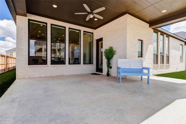 4510 Windmill Landing Lane, Fulshear, TX 77441