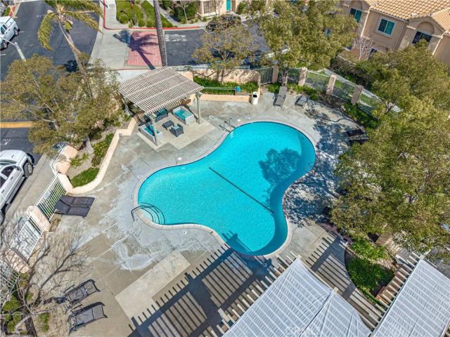 18834 Vista Del Canon H, Newhall, CA 91321