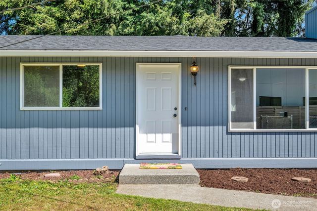12833 9th Avenue SW, Burien, WA 98146