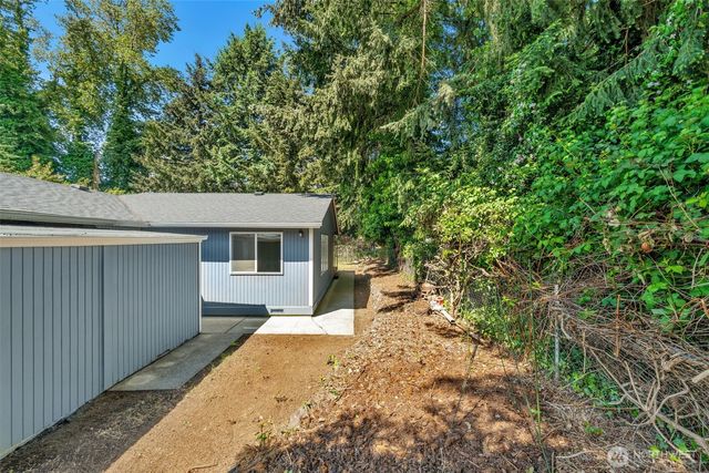 12833 9th Avenue SW, Burien, WA 98146