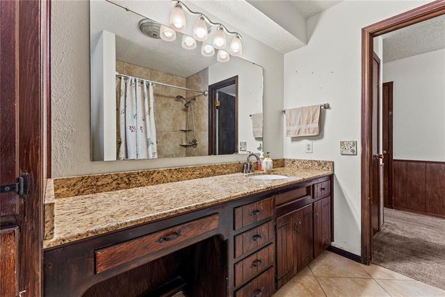 514 Oak Drive, Weatherford, OK 73096