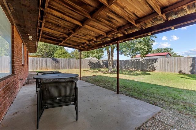 514 Oak Drive, Weatherford, OK 73096
