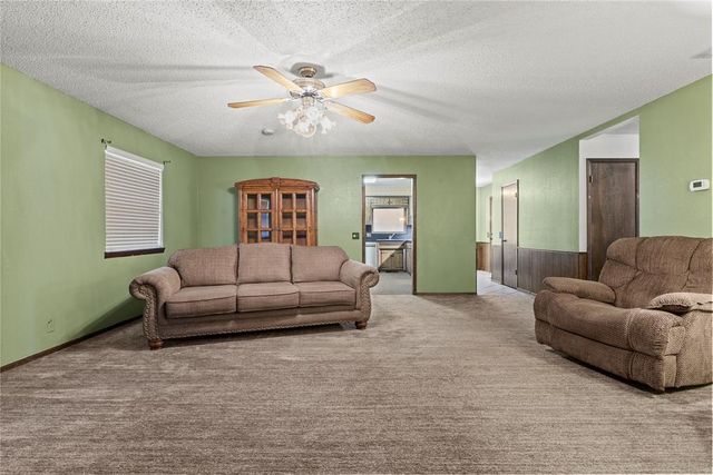 514 Oak Drive, Weatherford, OK 73096