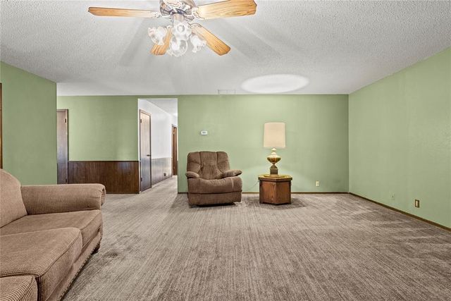 514 Oak Drive, Weatherford, OK 73096