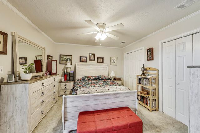 104 Fairoaks Drive, Crestview, FL 32539