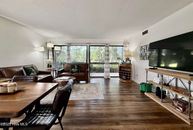 10 Pine Tree Road 132, Pinehurst, NC 28374
