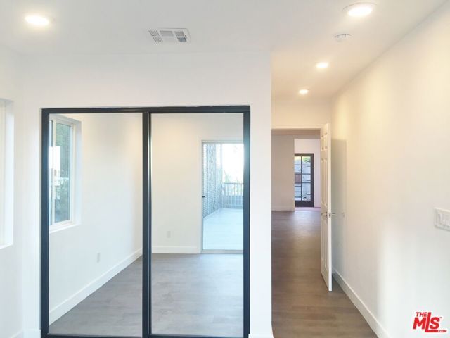 8538 W West Knoll Drive, West Hollywood, CA 90069