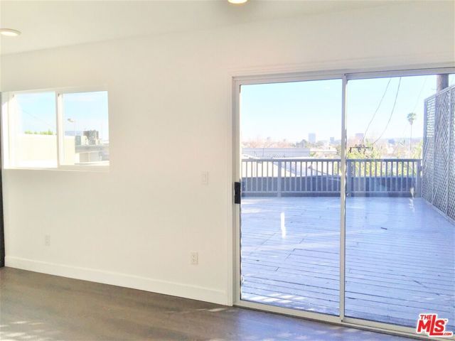 8538 W West Knoll Drive, West Hollywood, CA 90069