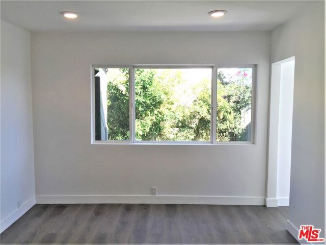 8538 W West Knoll Drive, West Hollywood, CA 90069