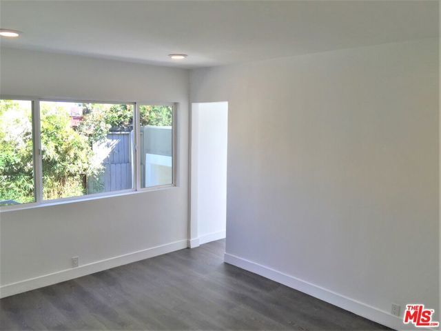 8538 W West Knoll Drive, West Hollywood, CA 90069