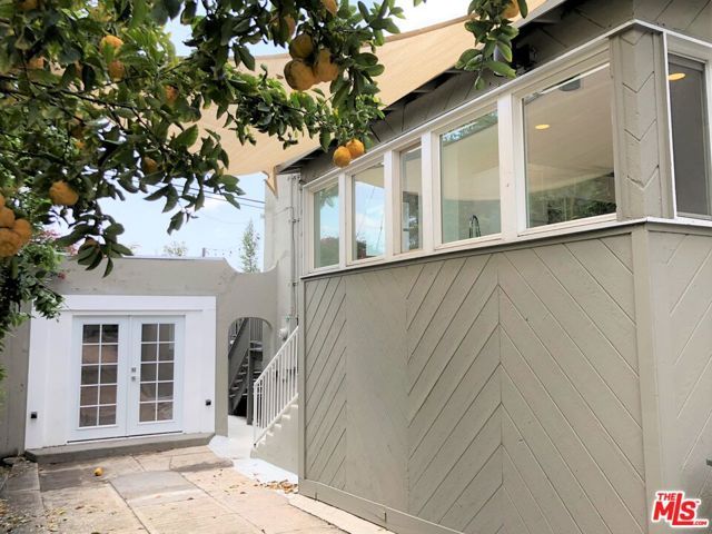 8538 W West Knoll Drive, West Hollywood, CA 90069