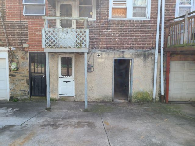 6445 DICKS AVE, Philadelphia, PA 19142