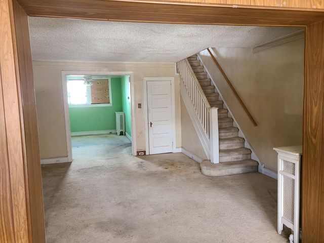6445 DICKS AVE, Philadelphia, PA 19142